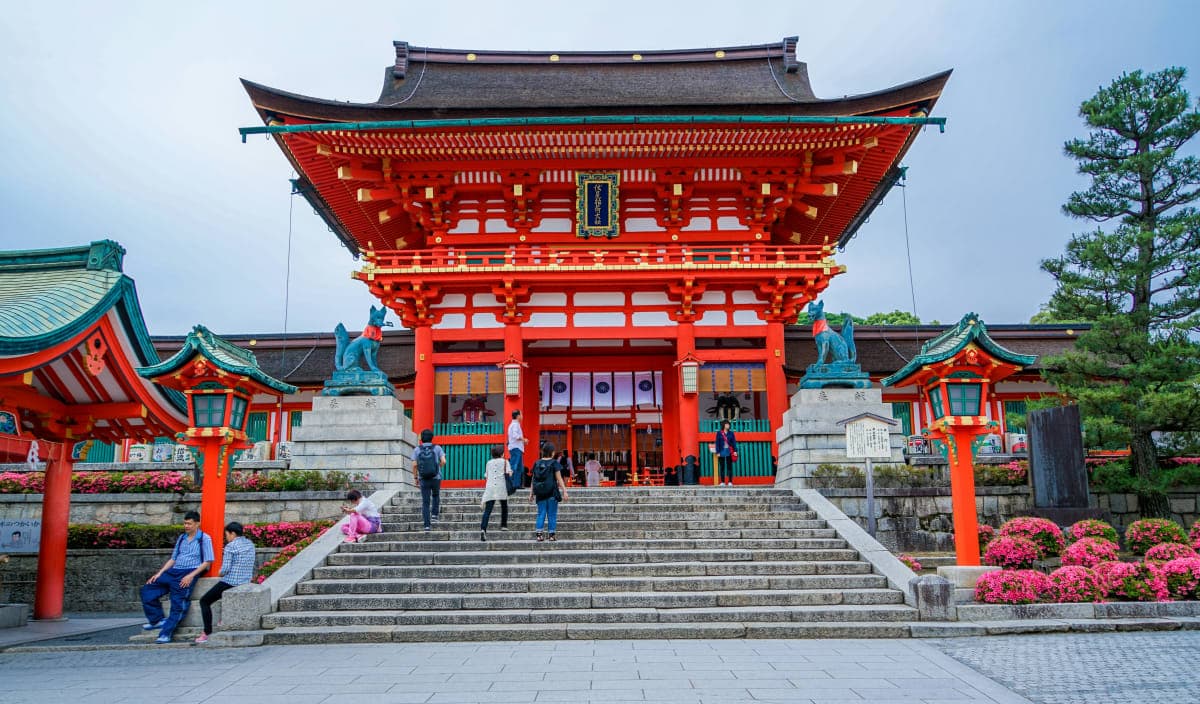 Nara: Kasuga Taisha, Sacred Deer Shrine Guided Tour