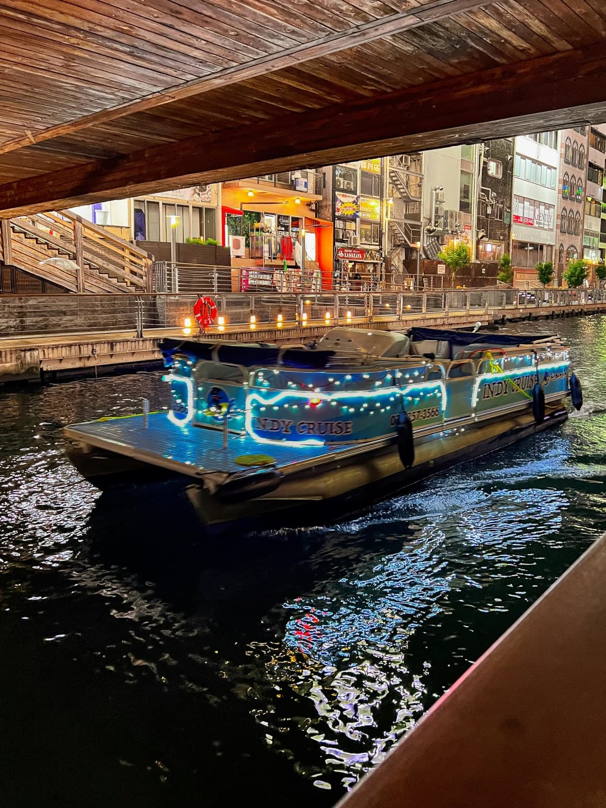 Osaka: Dotonbori 20-Minute Pirates Cruise