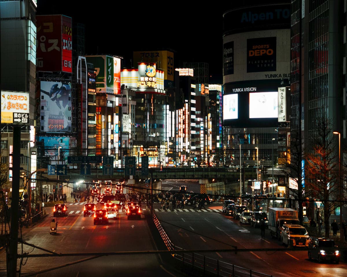 Tokyo: Shibuya Highlights Walking Tour & Secret View Spot