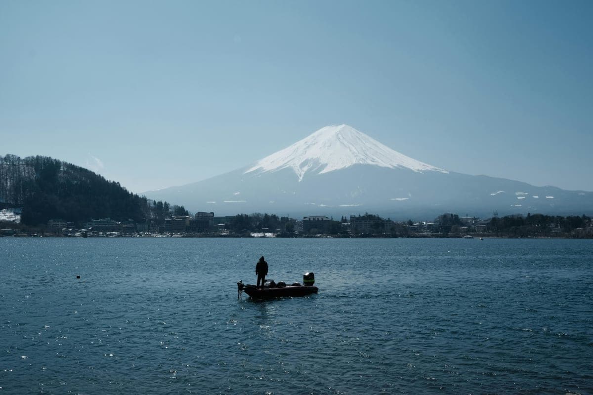 Lake Kawaguchiko & Mt. Fuji Ropeway Panorama Full-Day Tour
