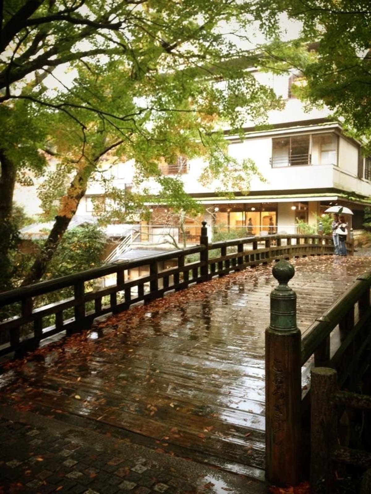 From Kanazawa: Kurobe Gorge, Unazuki Onsen, and Shomyo Falls