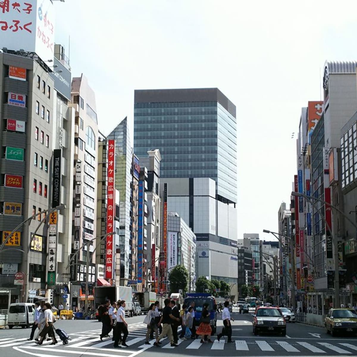 Tokyo Full-Day Sightseeing City Tour with English Driver